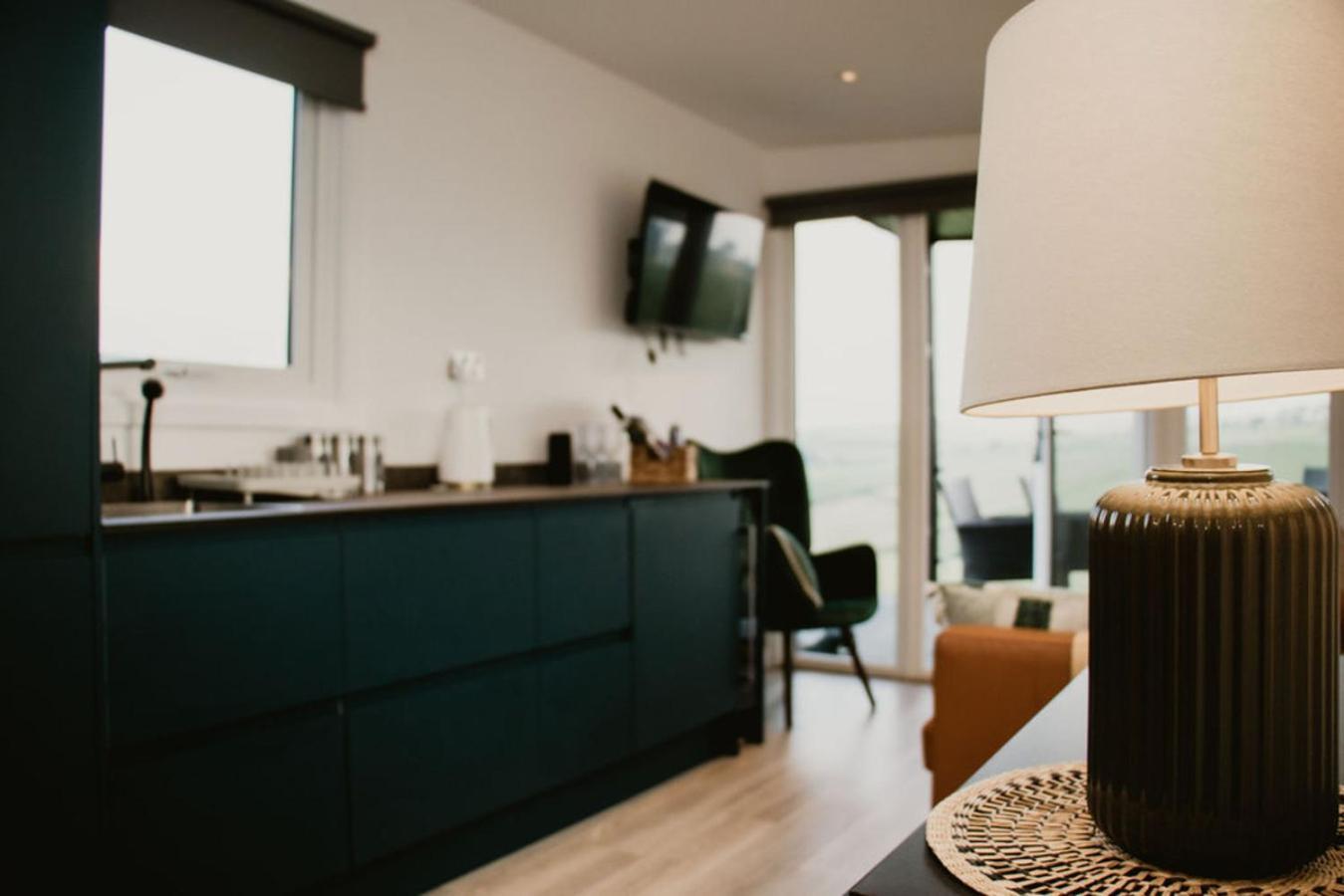 Luxury 2 Bedroom Glamping Pod With Hot Tub At Aganmore Farm Glamping - Pod 2 Ballycastle Buitenkant foto