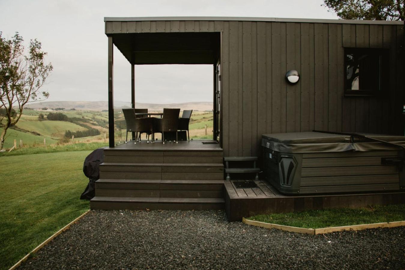 Luxury 2 Bedroom Glamping Pod With Hot Tub At Aganmore Farm Glamping - Pod 2 Ballycastle Buitenkant foto