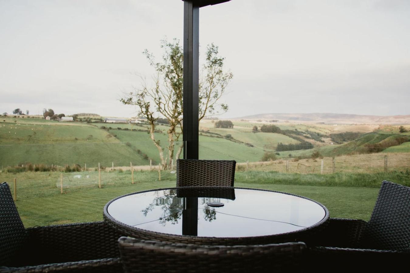 Luxury 2 Bedroom Glamping Pod With Hot Tub At Aganmore Farm Glamping - Pod 2 Ballycastle Buitenkant foto